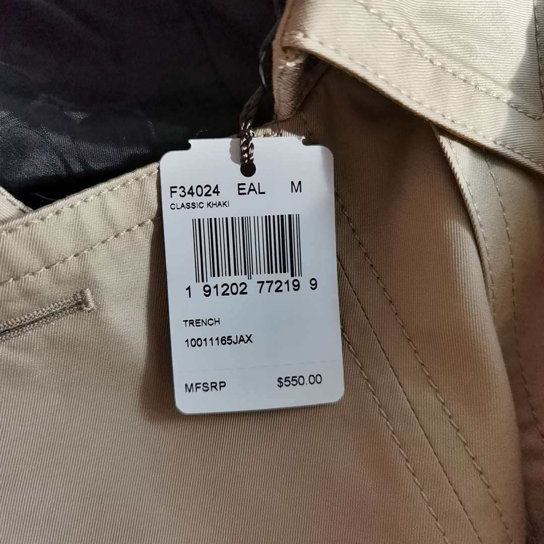 coach风衣M码全新仅试穿，本人身高172，体重135，肩