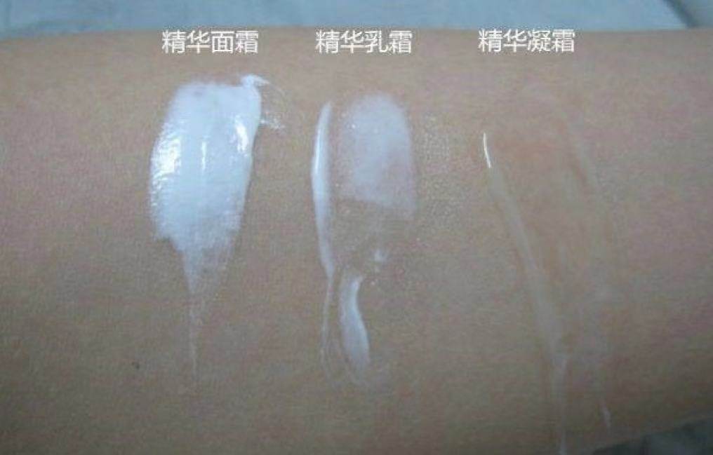 Lamer海蓝之迷的面霜算是很多女孩子心中的贵妇面霜白月光吧