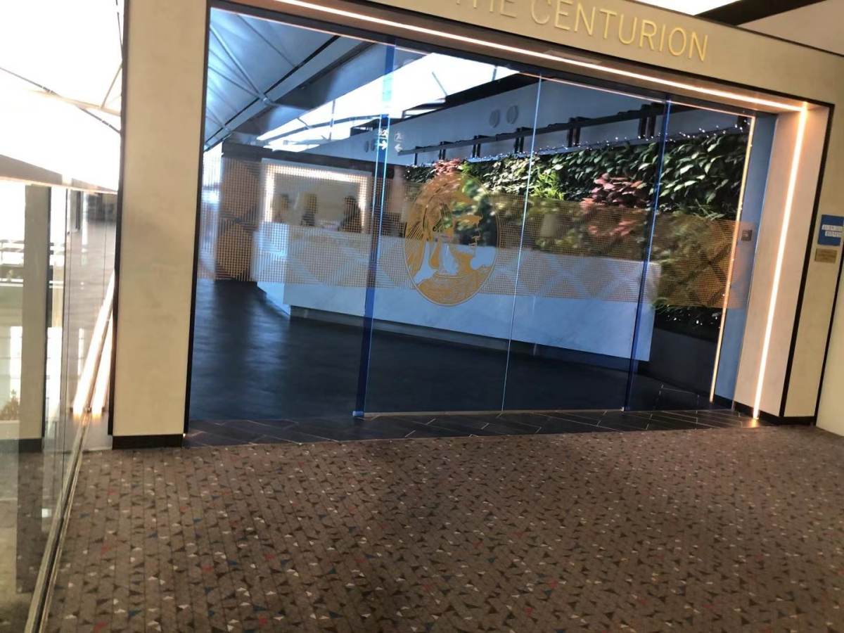 美运白金卡的福利之一就是可以免费试用自家品牌的（centur