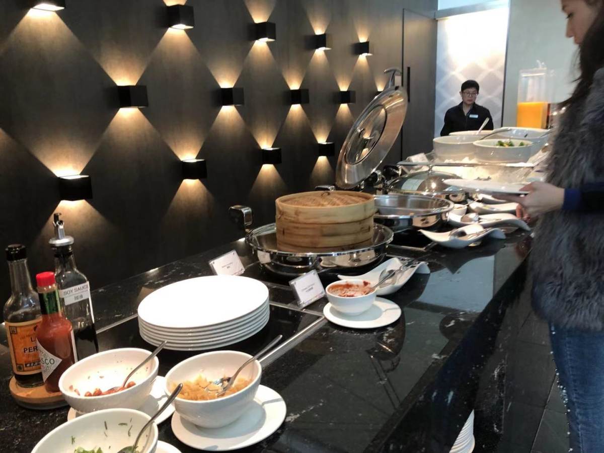 美运白金卡的福利之一就是可以免费试用自家品牌的（centur