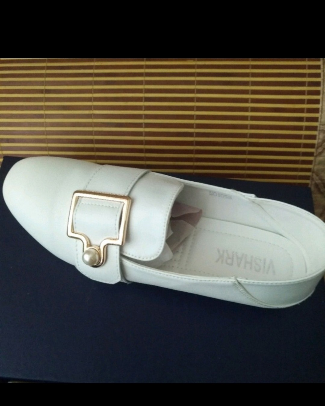 最爱平底鞋，怎么舒服怎么来 渐渐暖和的天气，允许穿起了露脚背