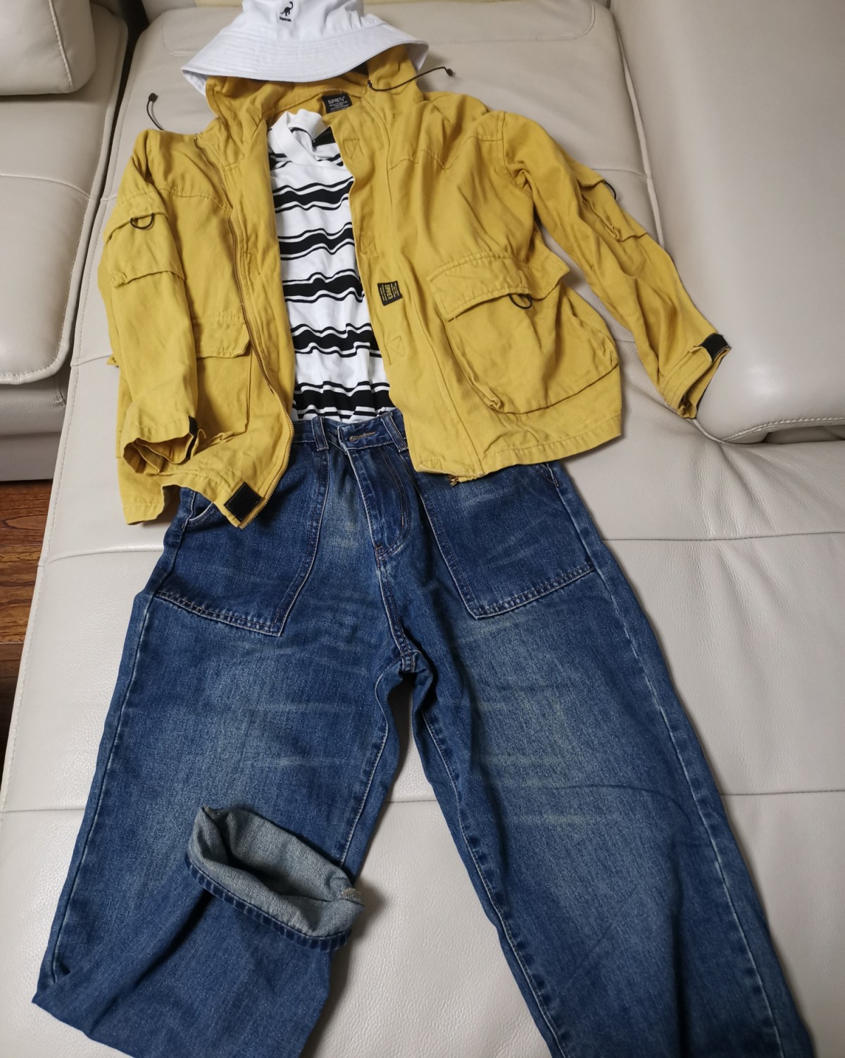 春季搭配攻略----工装风  去年突然在小红书刷到一个姐妹，