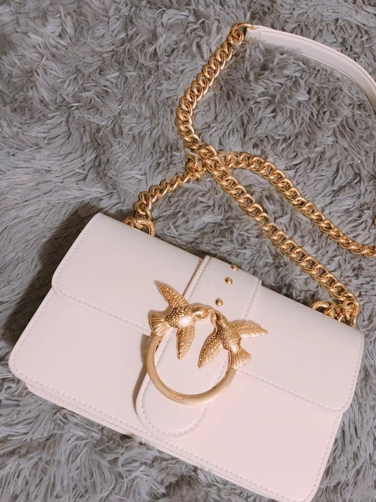 ❤️PINKO粉色燕子包❤️  🌟提到燕子包大家都不陌生吧