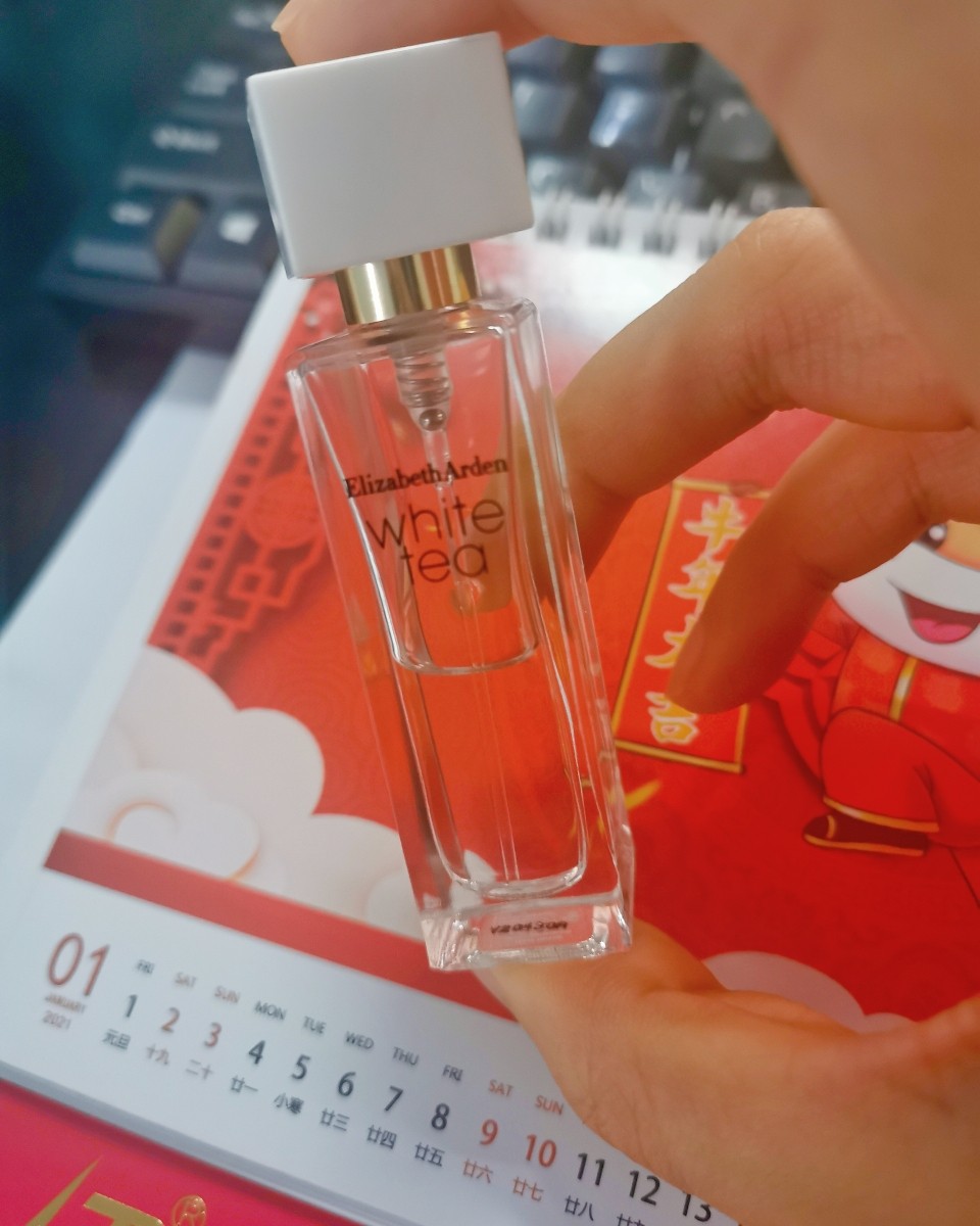 雅顿好物**之-雅顿白茶香水 雅顿这款白茶香水，我现在用的是