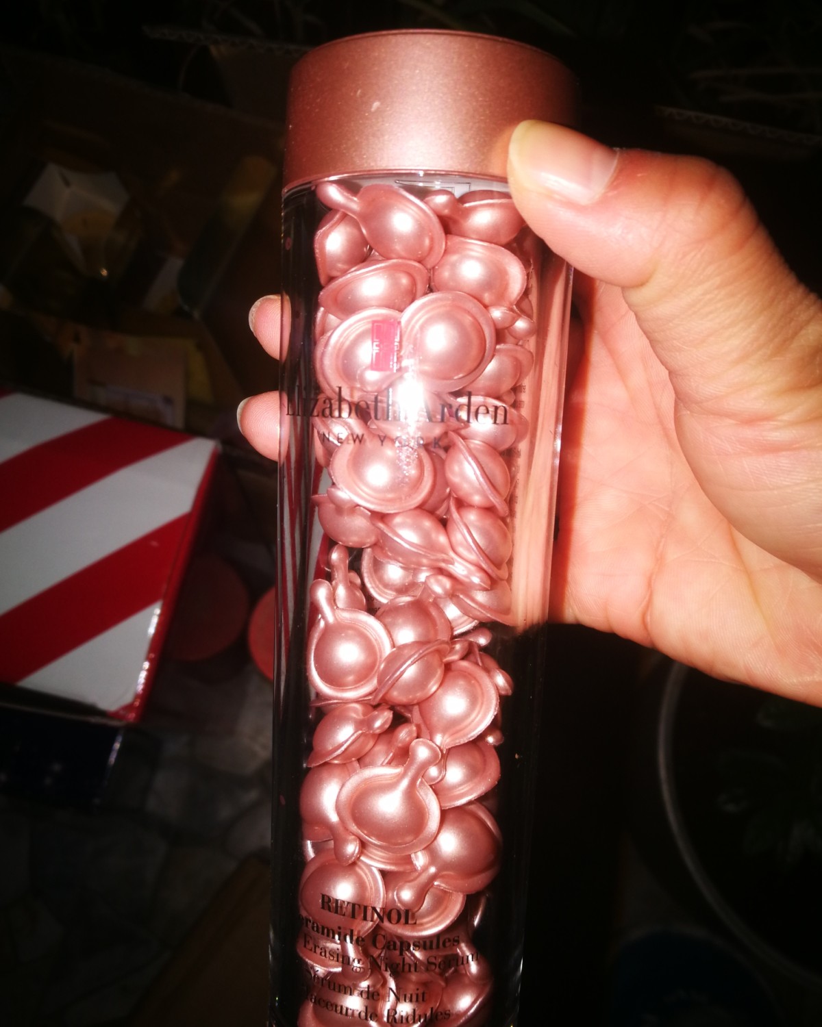 试用了雅顿的粉胶，橘灿，金胶和眼胶后，来说下感受。 粉胶就是