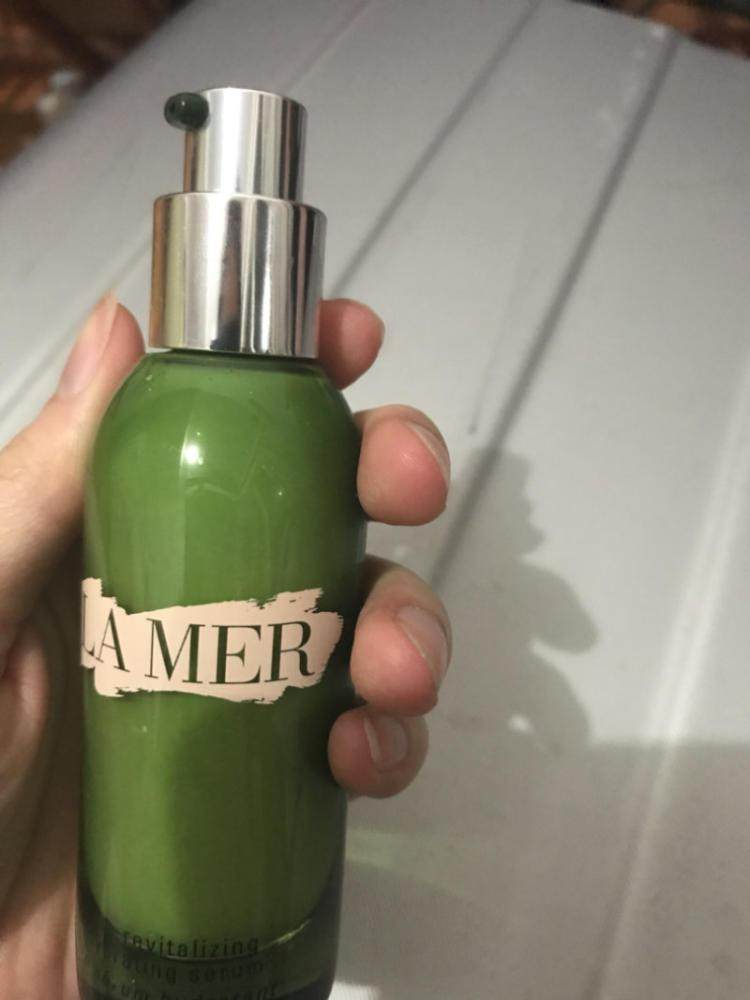 这个30ml/1oz的精华在海外购卖大约2120rmb，包邮