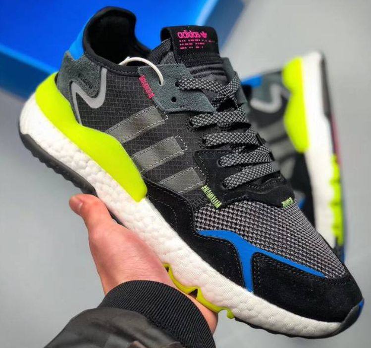 阿迪达斯Adidas美国官网经常有诱人折扣，但是发现阿迪达斯
