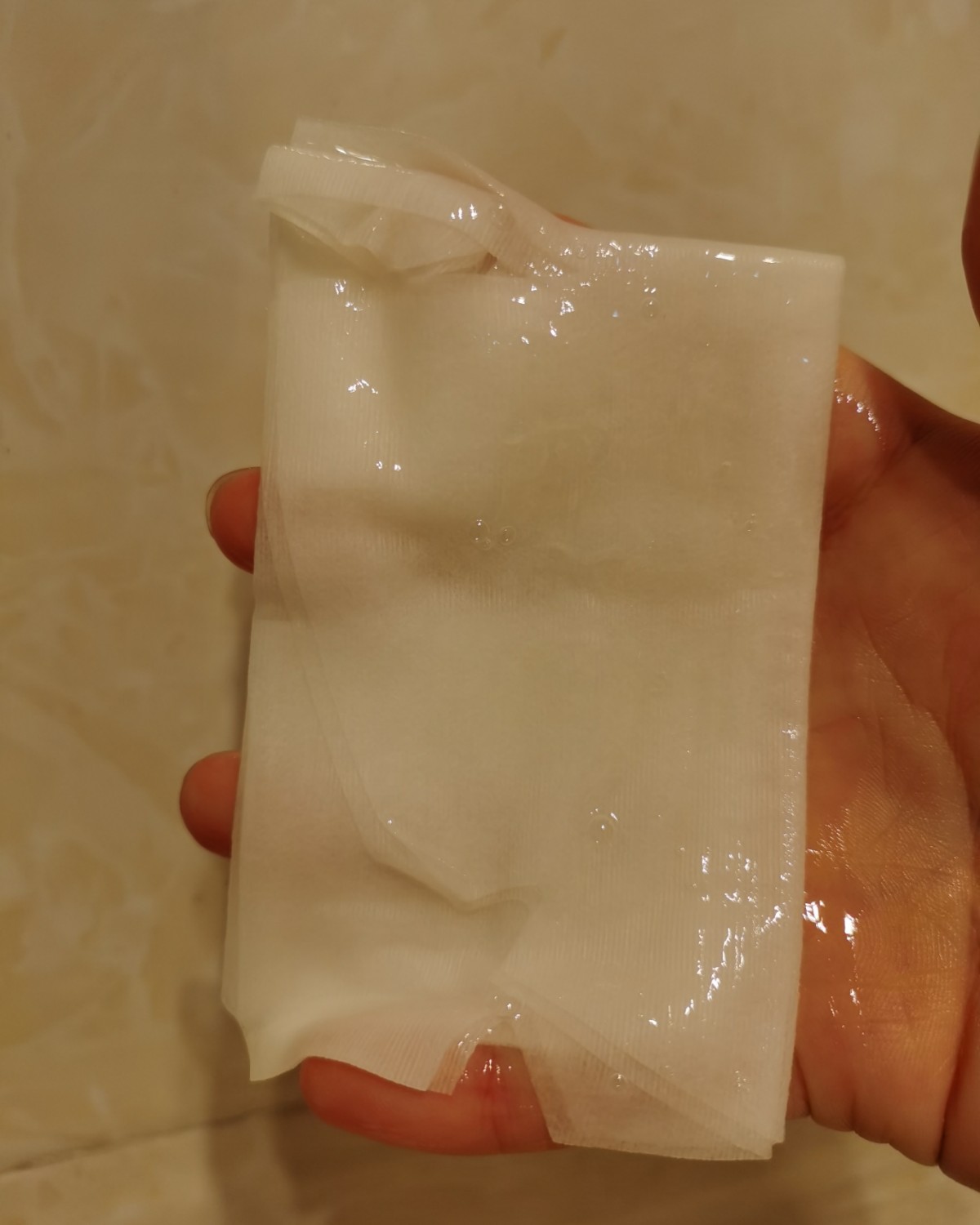 7天面膜打卡  今天来一片lamer 精粹液面膜  敷面膜前
