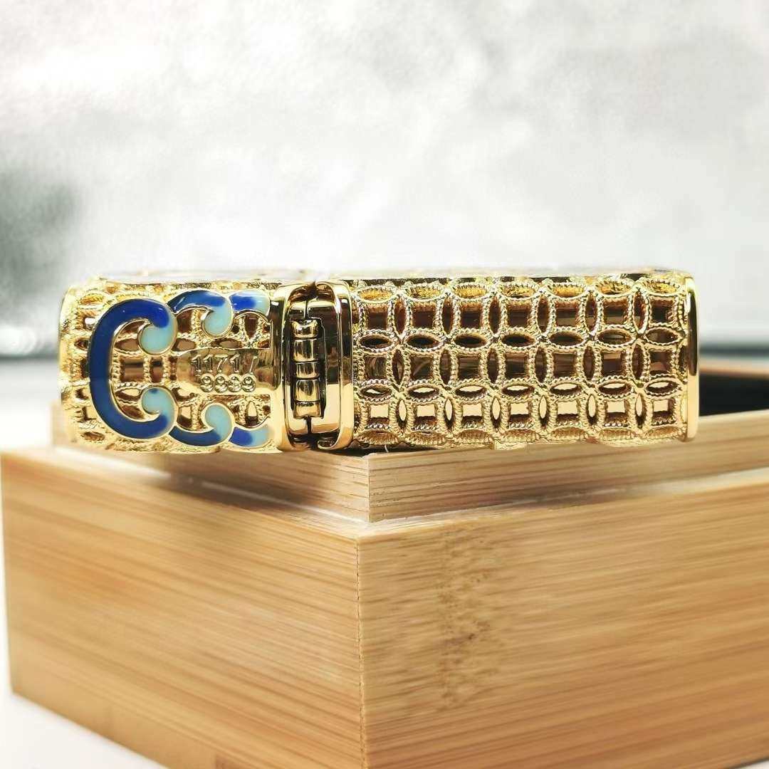 zippo打火机珐琅彩瑞兽镀金限量版  【拍品描述】zipp