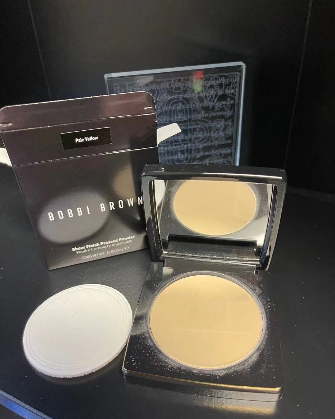 ✨我的素颜法宝✨  bobbi brown羽柔蜜粉饼01 p