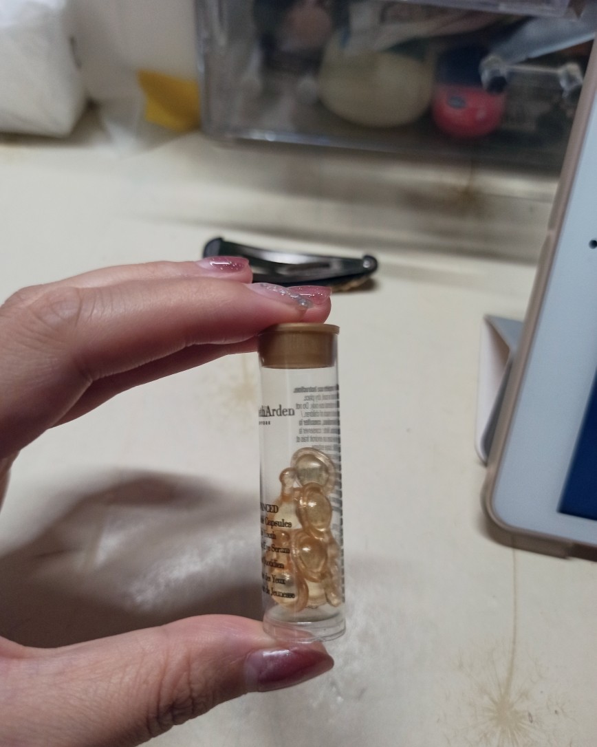 雅顿爱用好物之三   【成分】 👉 神经酰胺:强韧肌肤屏障