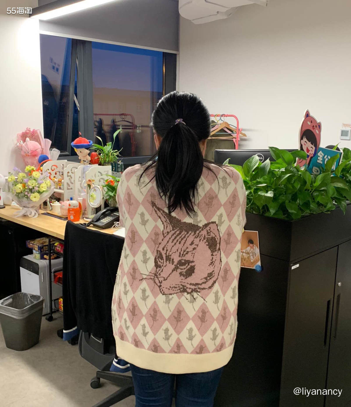 飞鸟和新酒针织衫  🍇这款衣服是在飞鸟和新酒家买的，因为比