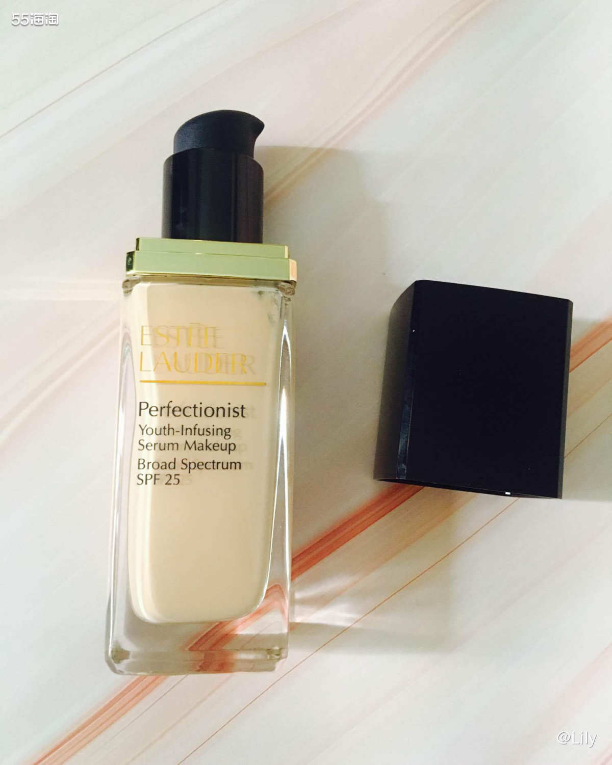 春季搭配之 粉底液 我常用的粉底液是雅诗兰黛DW Nude和