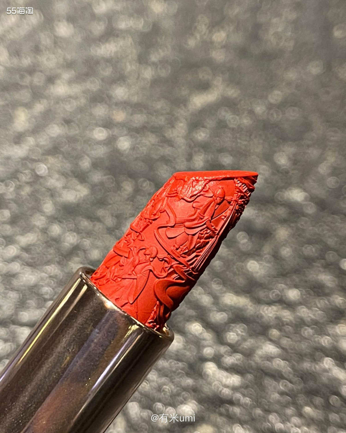 🎏花西子在雕刻上的工艺真的绝了鸭❗️  🌀外壳是陶瓷质地