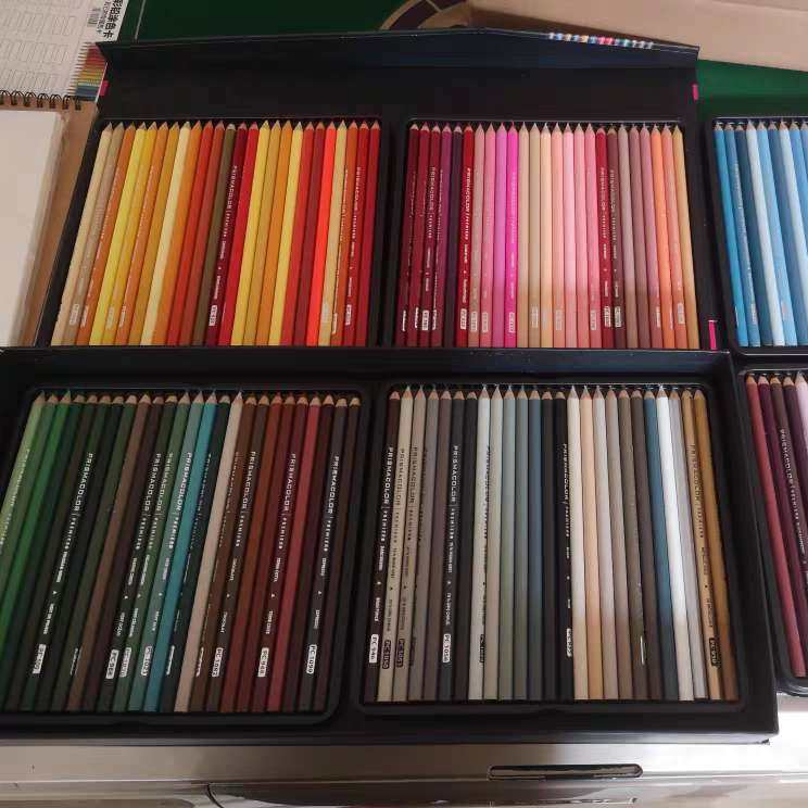 prismacolor彩色铅笔 图片源于网络，侵权删。 三福