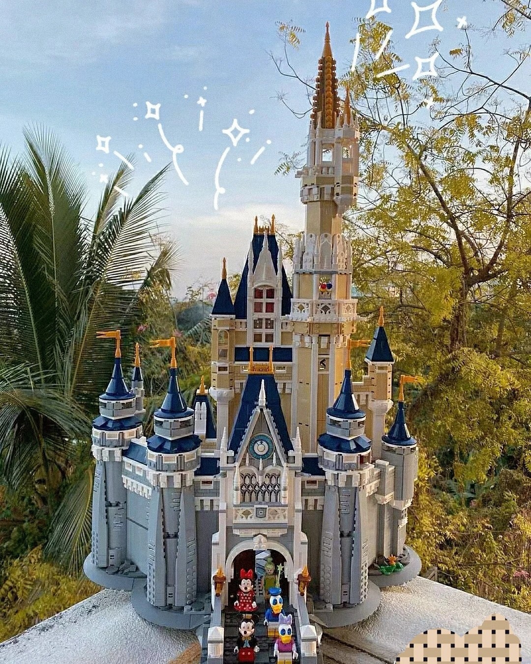 海外购种草之——乐高迪士尼城堡  现在已经有2.0版本了，第