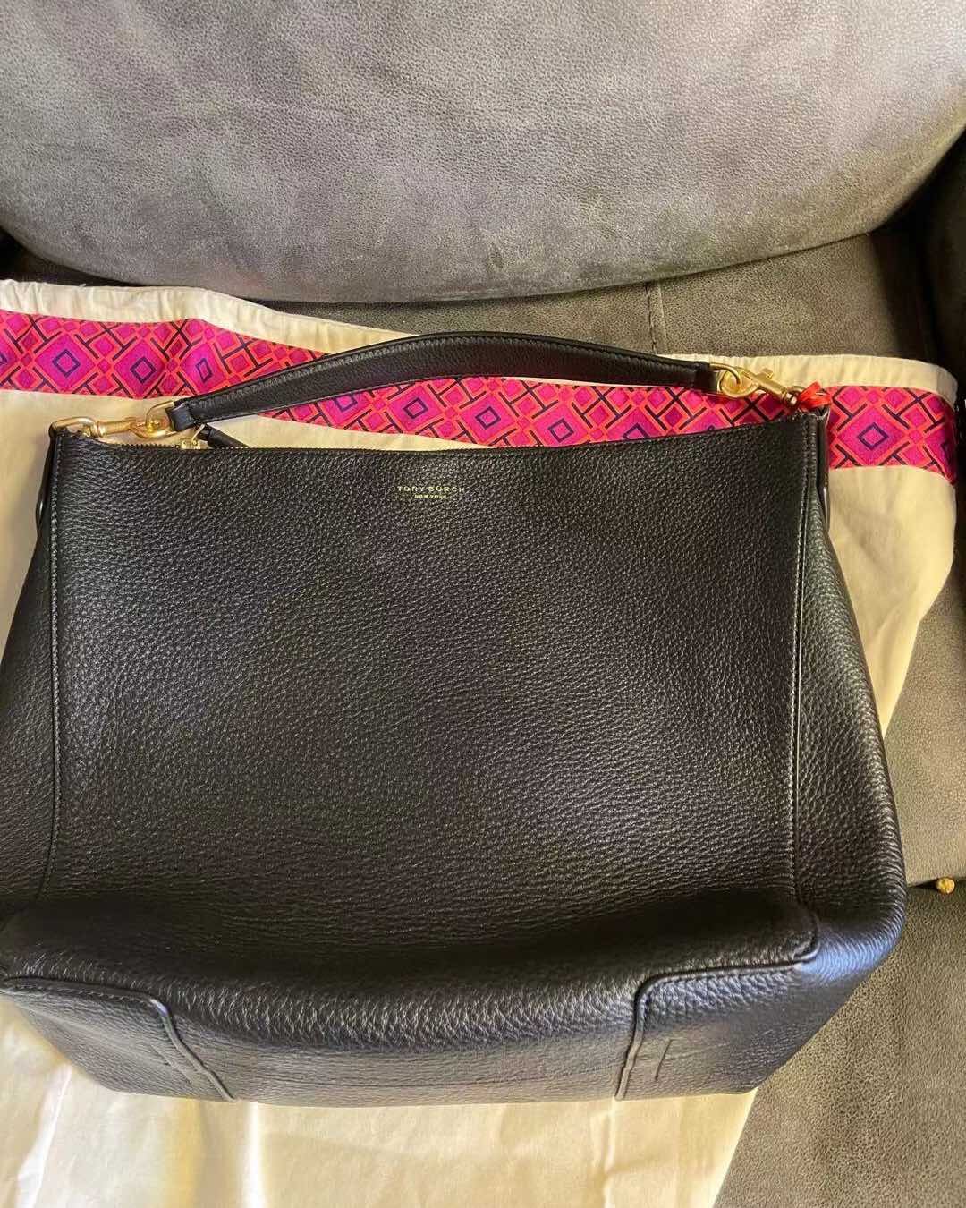Tory Burch,性价比超高的通勤包 单品** 和大家分
