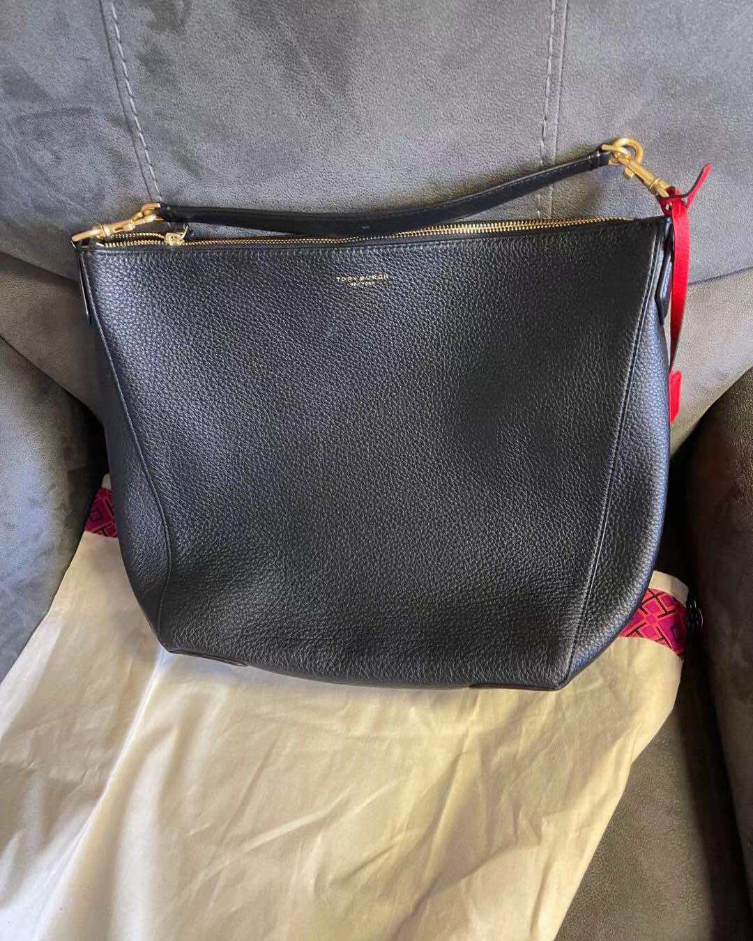 Tory Burch,性价比超高的通勤包 单品** 和大家分