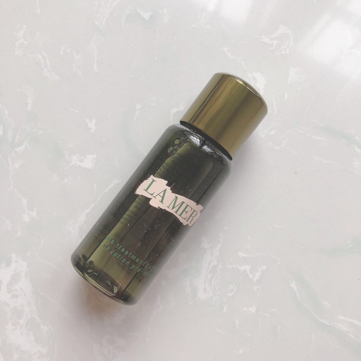新春晒单挑战 lamer精粹水 💕质地： 它的质地是稠状透