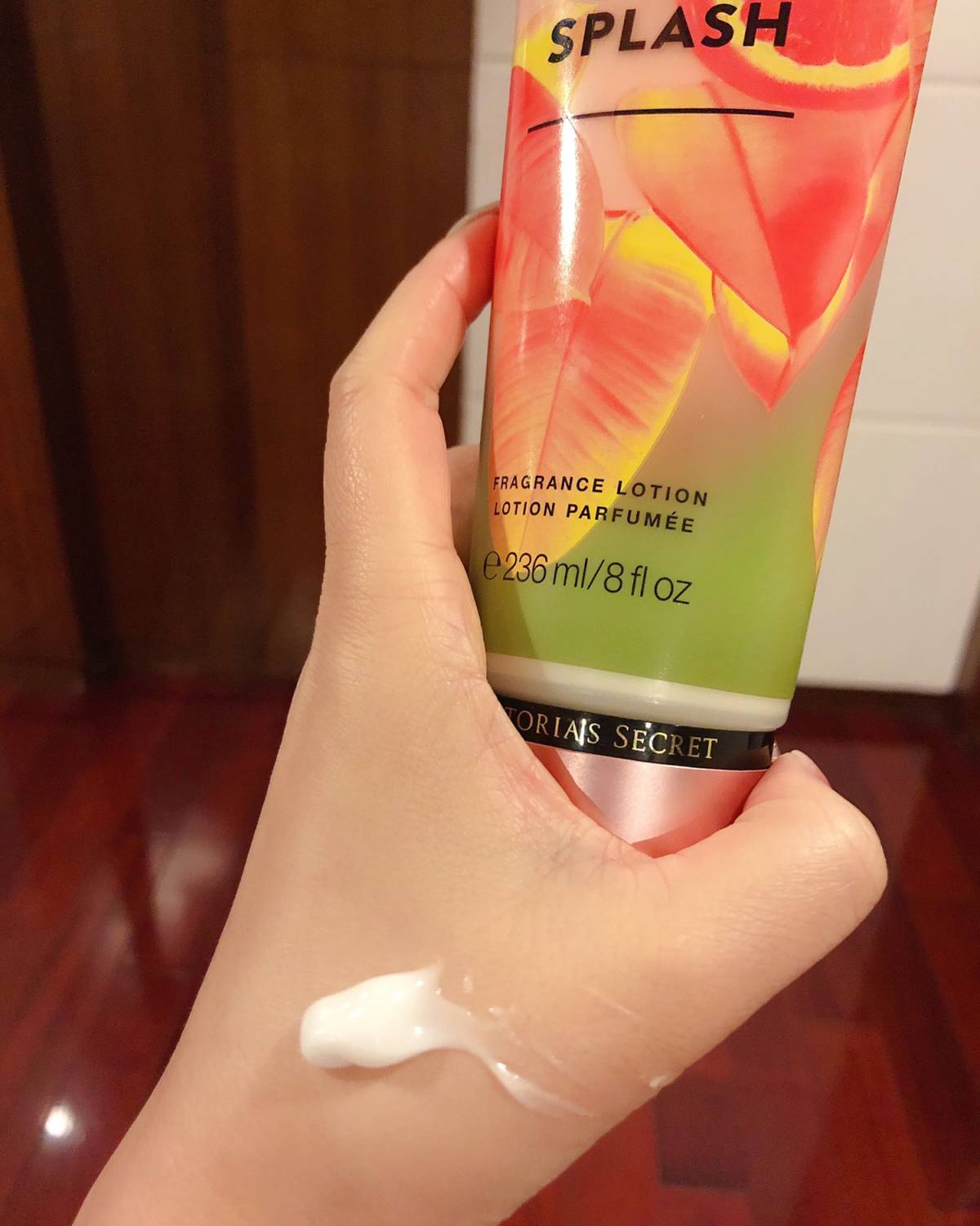 新春晒单~维密身体乳❤️  我特别喜欢😍被子香香🌸🌸感