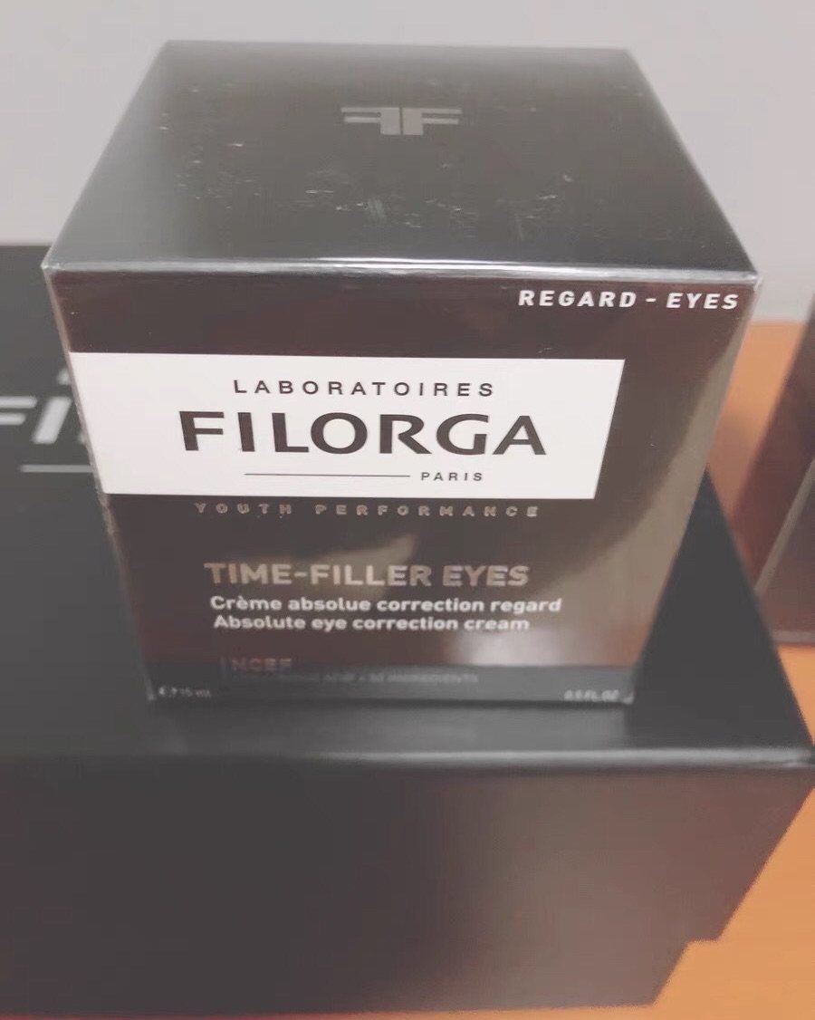新春晒单挑战～菲洛嘉逆龄眼霜 菲洛嘉焕龄时光眼霜，成分较多，