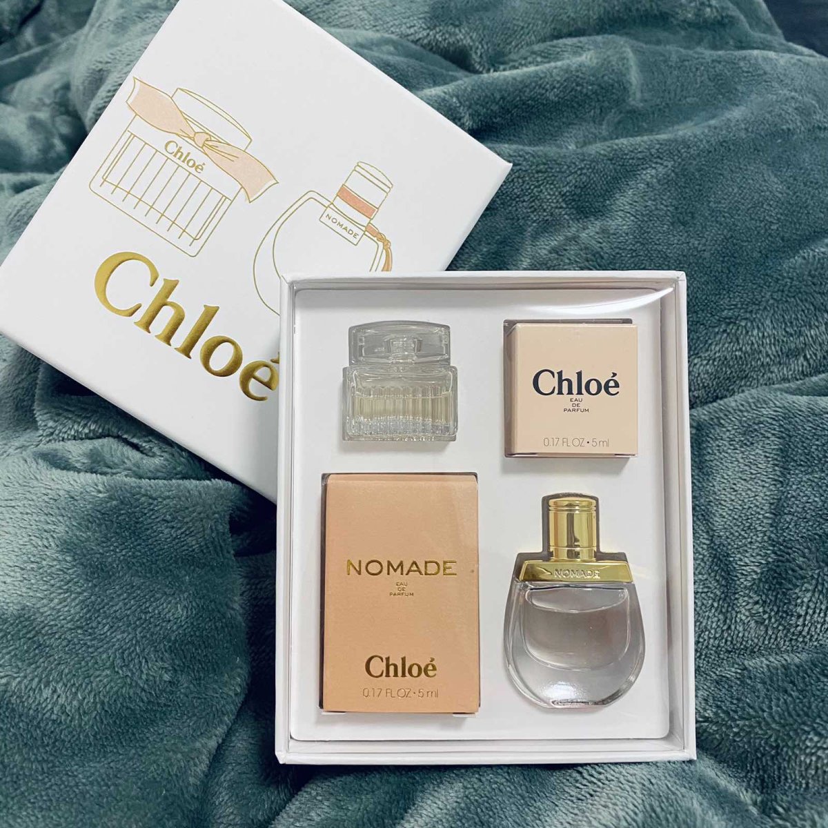 小猪包真的写了我的名字！！！  收到Chloe的香水套盒后，