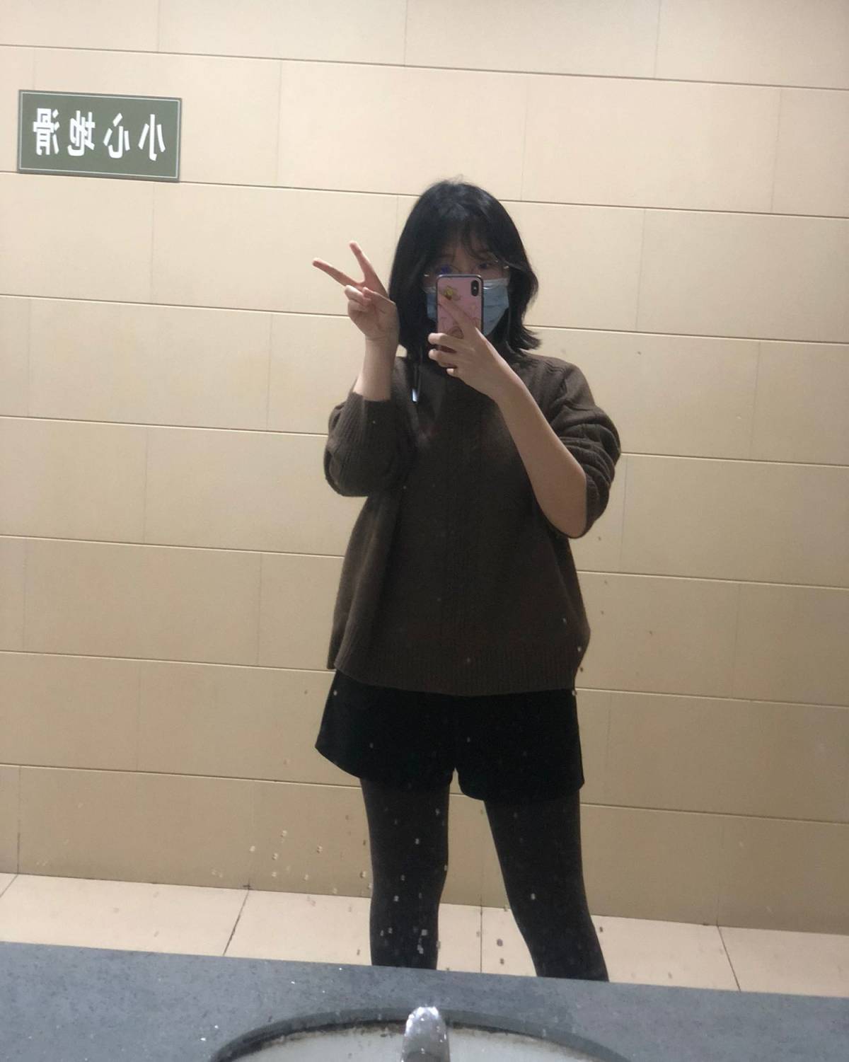 早春穿搭之巧克力少女🍫  姐妹们，发现从冬天遗留下的棕色系