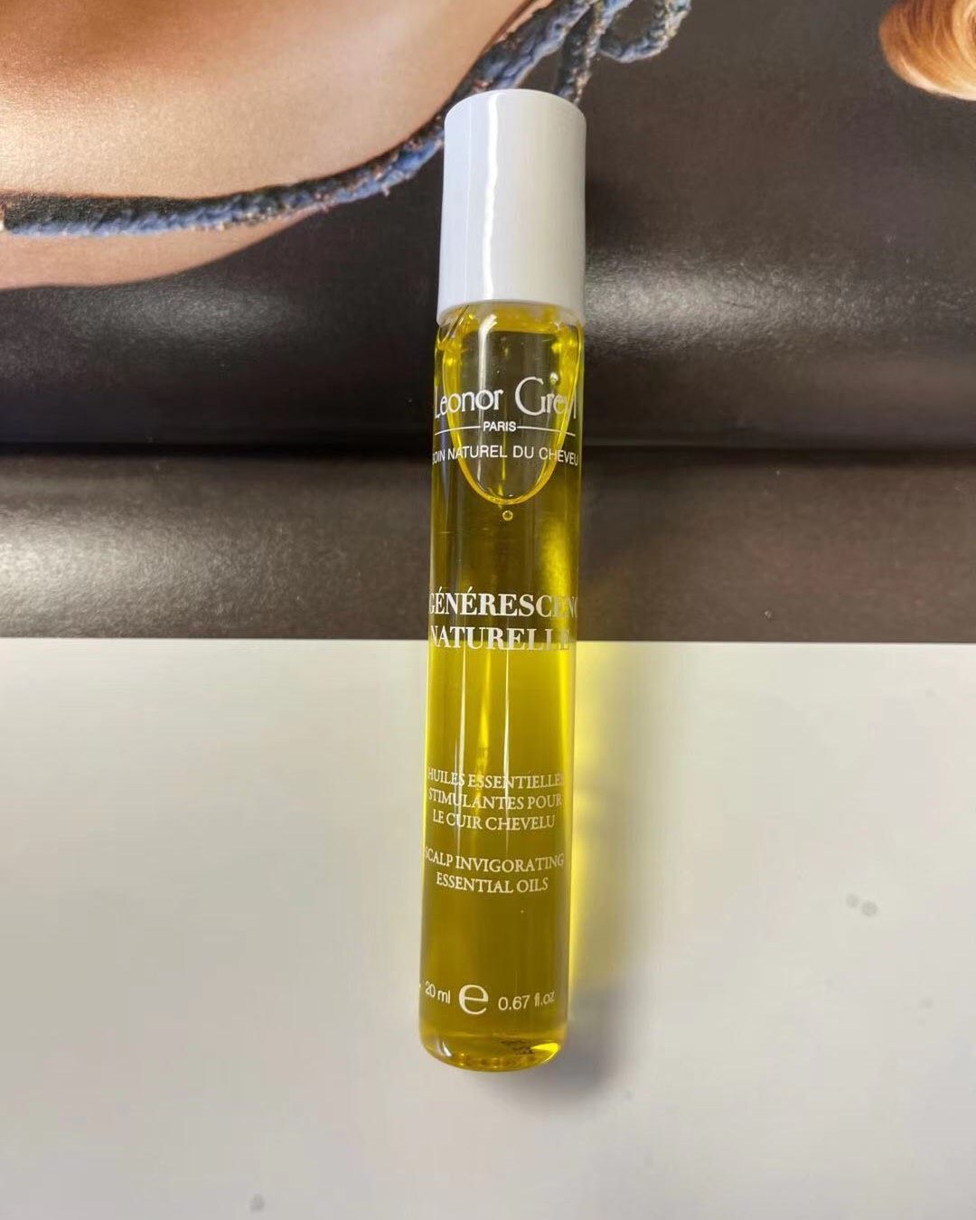 LeonorGreyl新品玫瑰活发油  首先，要提醒一下这个