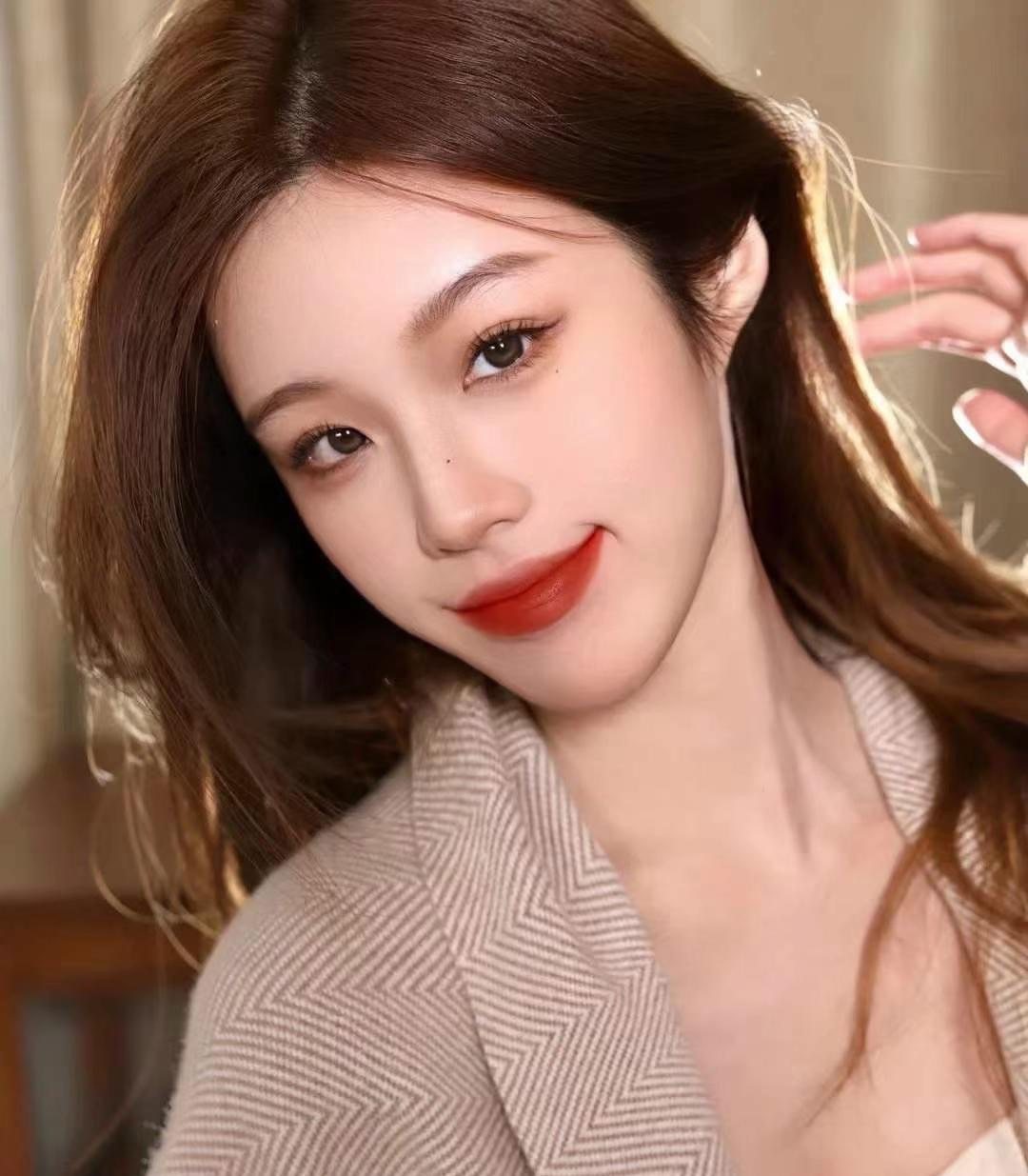 新鲜到货，顶盖了，自用不影响 特价处理💰240包邮 国内3