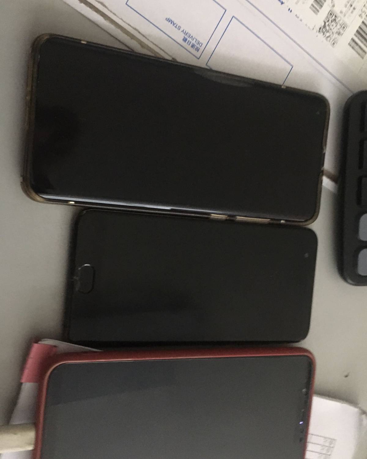 我真的小米热衷粉丝 最左边是小米6，俗称小米手机钉子户 20