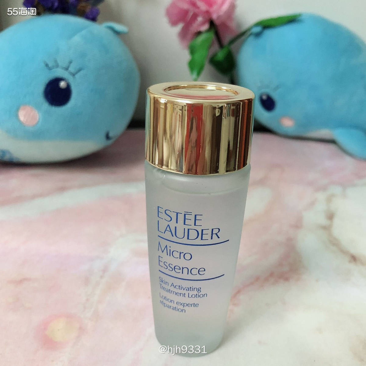 雅诗兰黛家的爽肤水，最近最火的还是原生液，白金水好像比较冷门