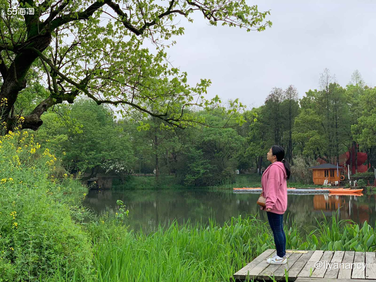 🍇年假调休的缘故，我的清明节假期早早的开始了，游玩的第一站