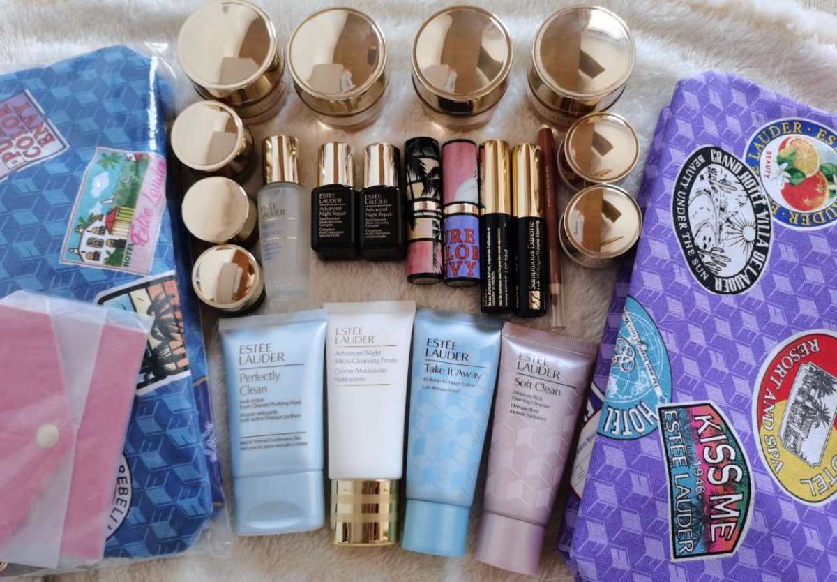 最爱买雅诗兰黛了，因为小样看着就很开心，每次都会送，满150