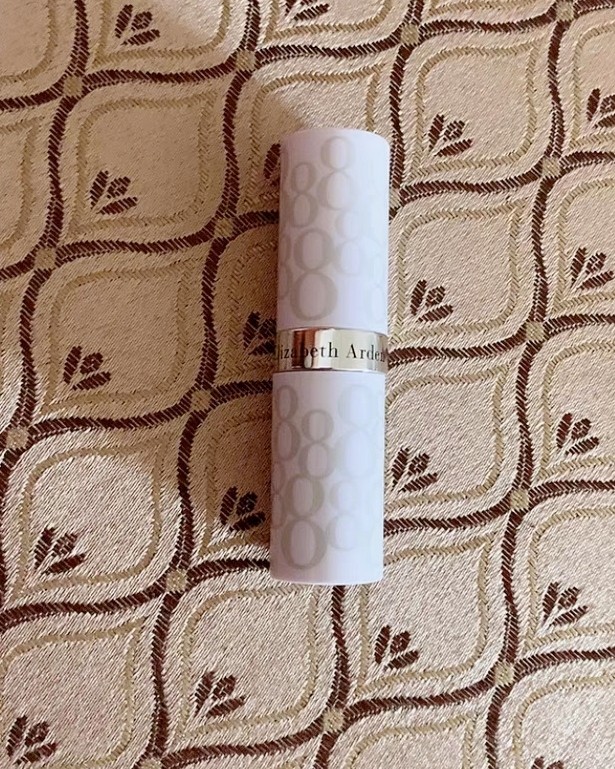 ✨这款雅顿经典润泽唇膏，也是雅顿家的明星产品，陈伟霆同款哦！