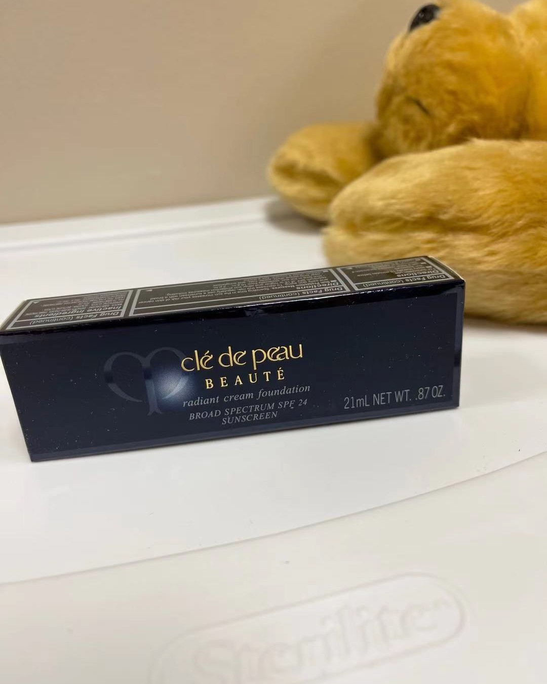 我买的l10，最近最爱的粉霜。  我平时很少化妆，一是没时间