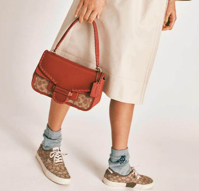 Coach奥莱入Coach包包是真的吗？Coachoutle