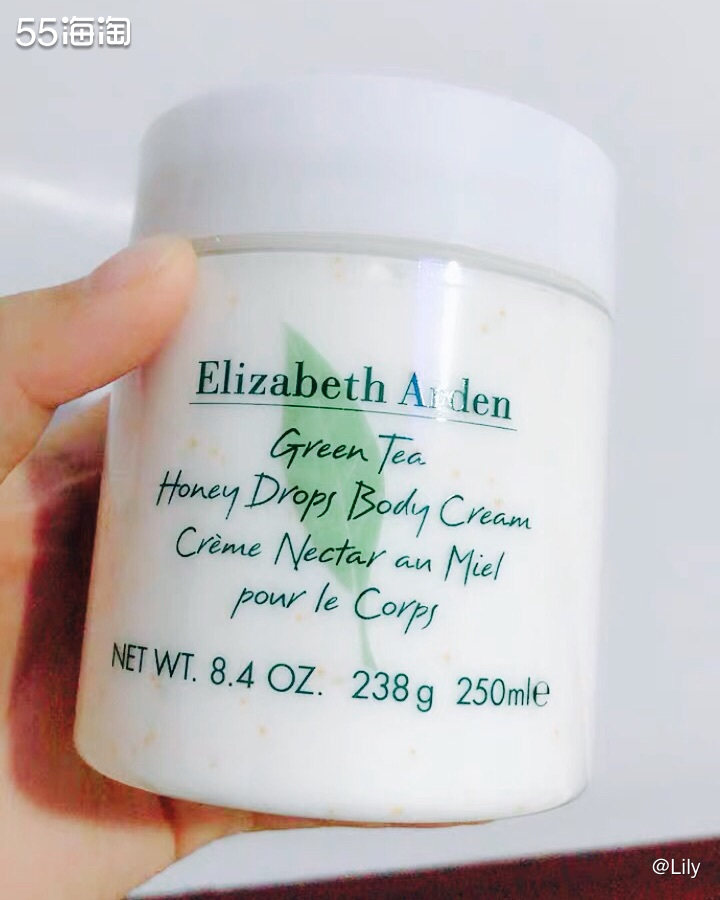 雅顿这顿蜜滴身体乳是我目前用过的雅顿家**款身体乳。一大罐很