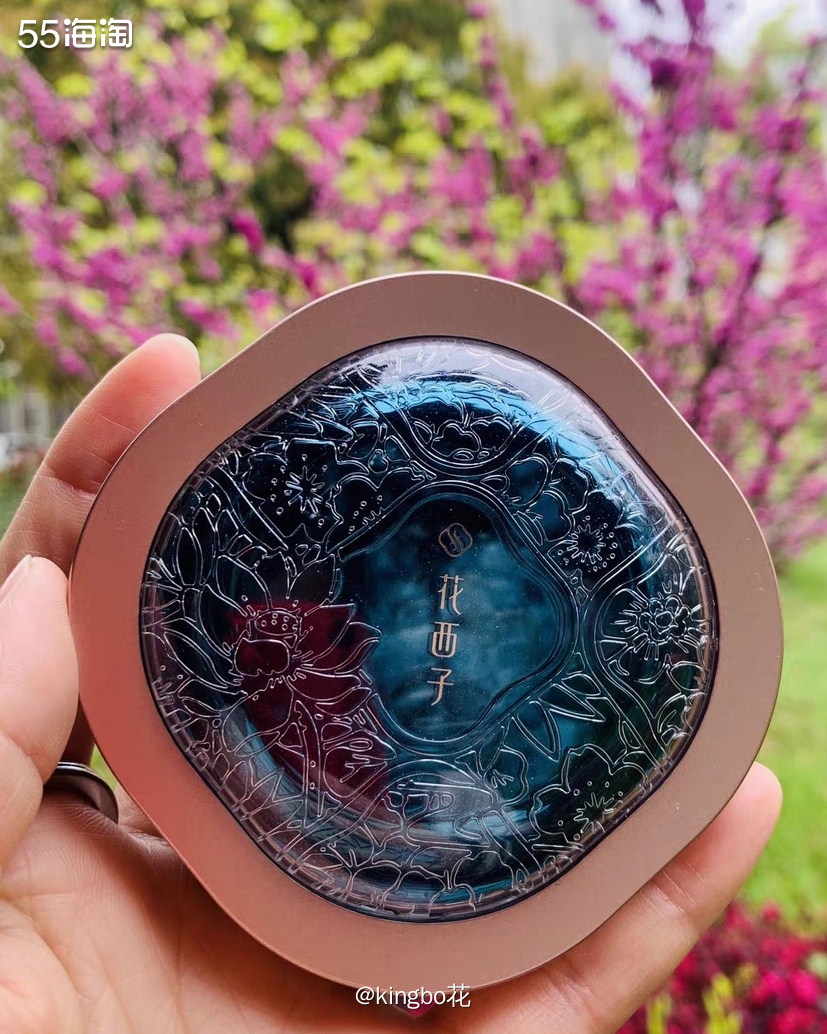 🍒说来惭愧，认识花西子，也是在李老头直播间，但我没买。后来