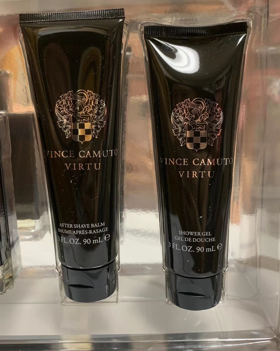 Macy &#039;s 百货香水套装开箱套装分别有: Vi