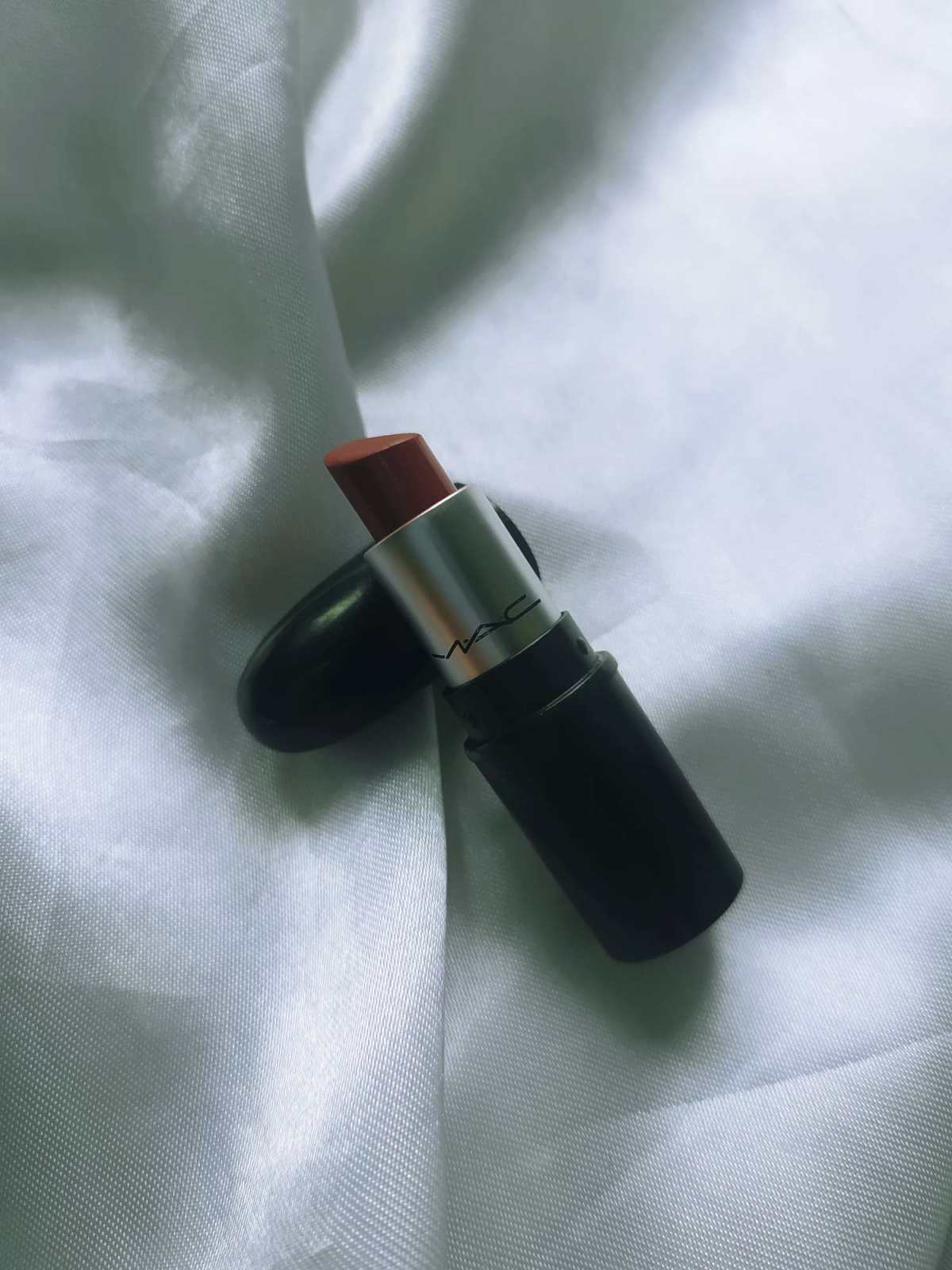mac的**头有些唇膏💄大家说好看，但是并不是人人都会喜欢