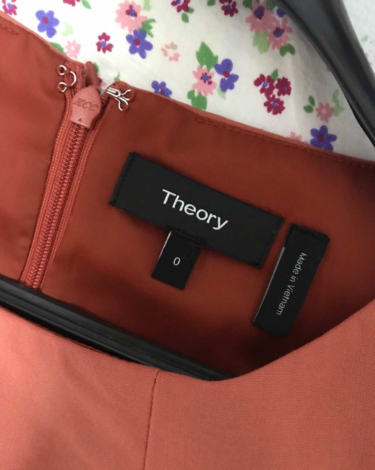 theory 含运费1000以内买到西装外套和连衣裙   t