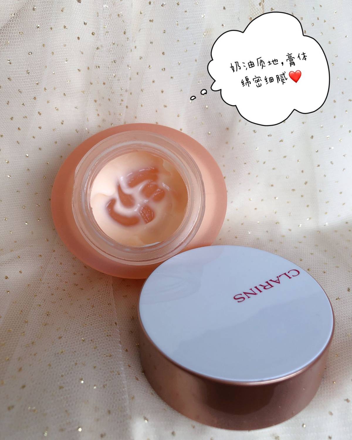 最近是中了娇韵诗的，觉得她家的产品真的太适合我这种大干皮了。