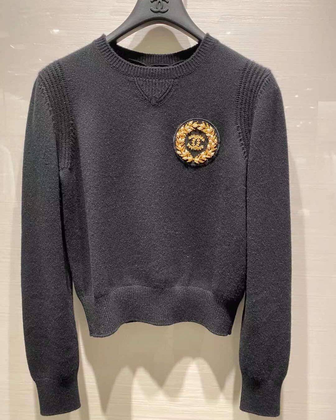 香奈儿衣服再来一波，话不多说，直接来看，喜欢的都过来问我吧，