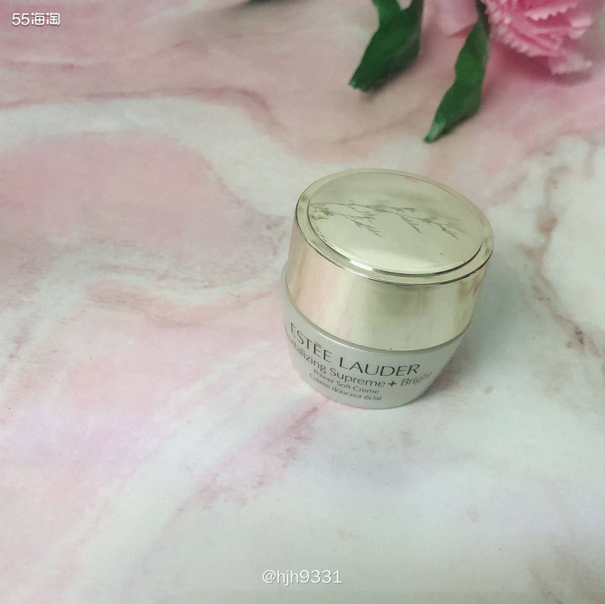 1⃣️欧缇丽冰激凌面霜 这款又叫莹润保湿水凝霜，适合中性和肌