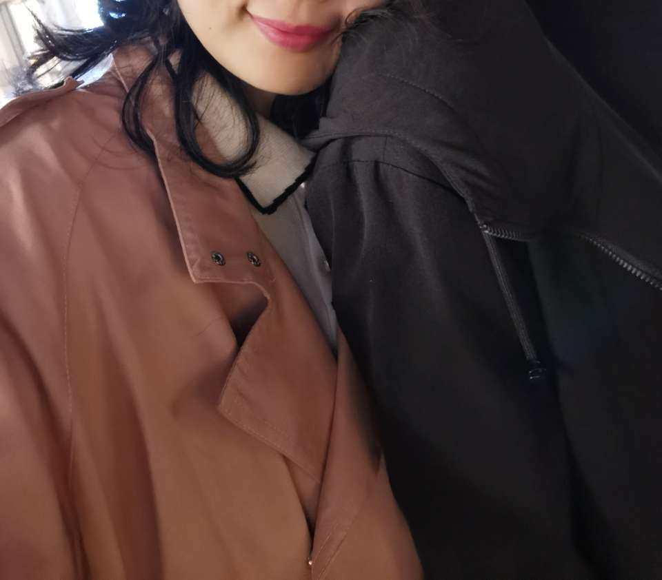 春季搭配攻略之风衣  我很喜欢风衣，特别是长款，我觉得是因为