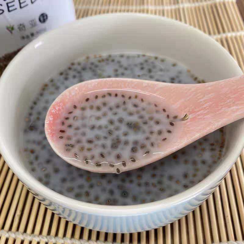 身材肥胖，热衷，最近看上这个好物。 奇亚籽是一种营养十分丰富