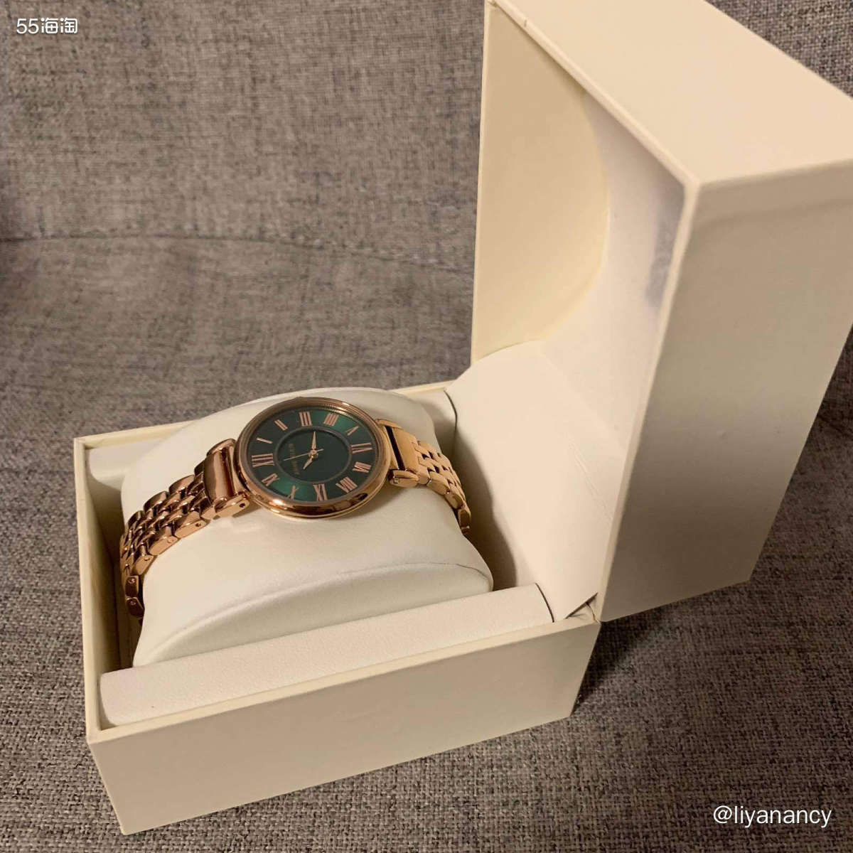 🍇这款anne klein小绿表也是今年比较火的一款表，从