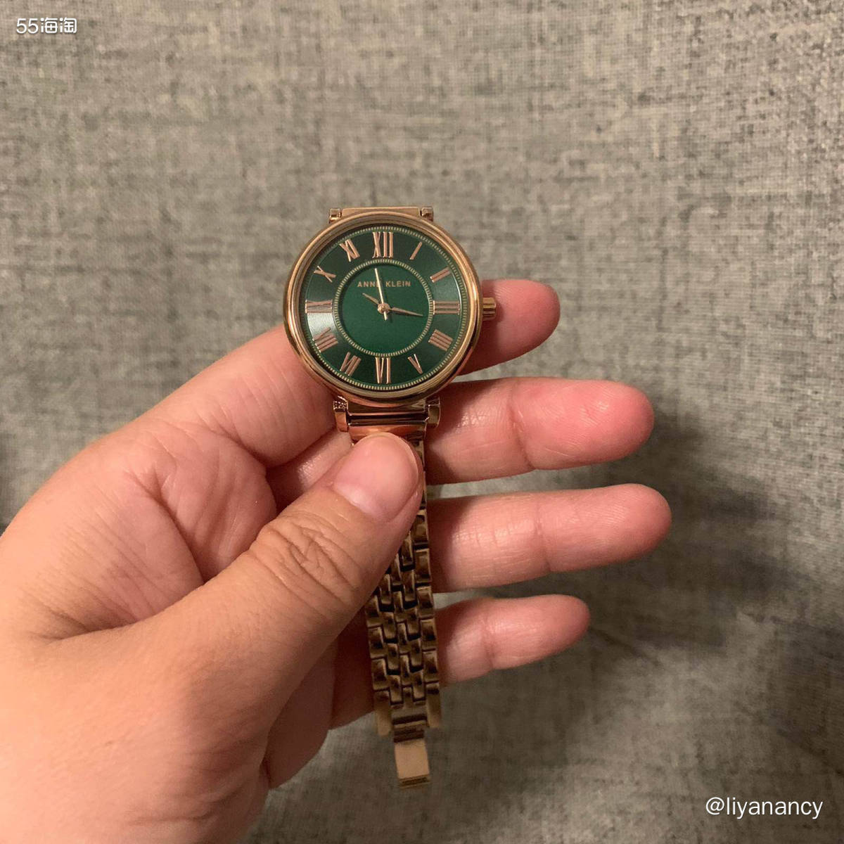 🍇这款anne klein小绿表也是今年比较火的一款表，从