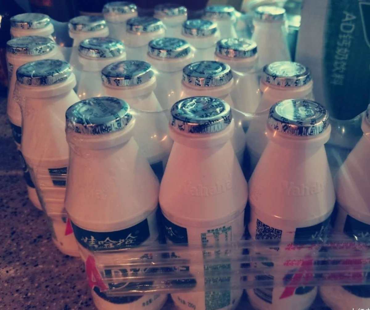 国货之光———— 永远喝不够的AD钙奶 我们的祖国是花园，花