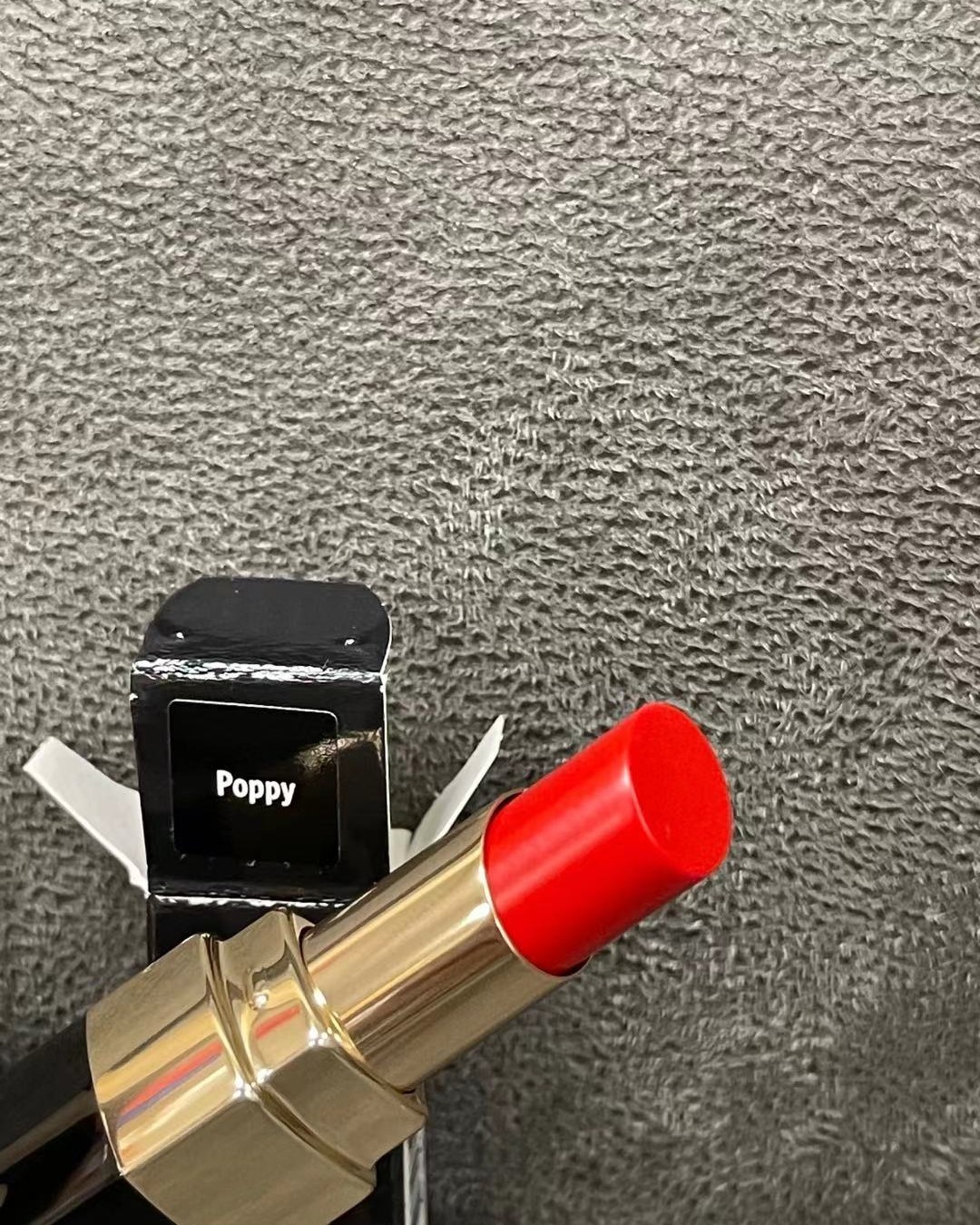 bobobi brown黑细管精油口红poppy   **盲